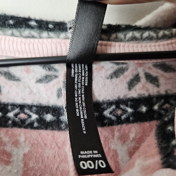 Torrid Fleece Full Length Lounge Onesie Pink Fair Isle 00/0 - Picture 7 of 13